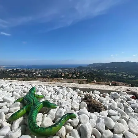 Vue Exceptionnelle Au Grand Duc - Calme - Clim - Garage شقة